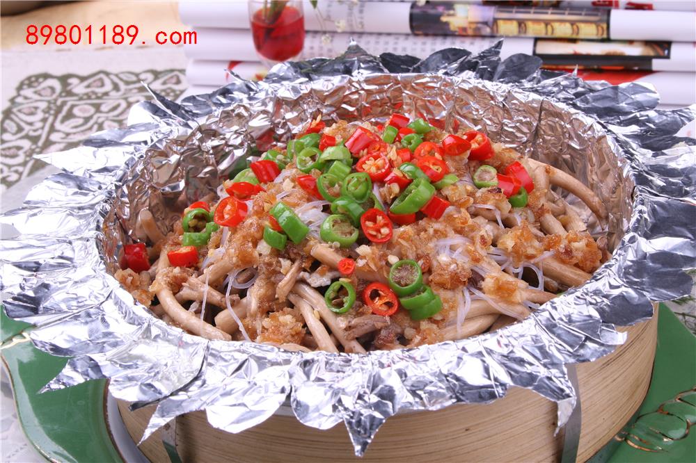 笼仔蒸鲜树菇